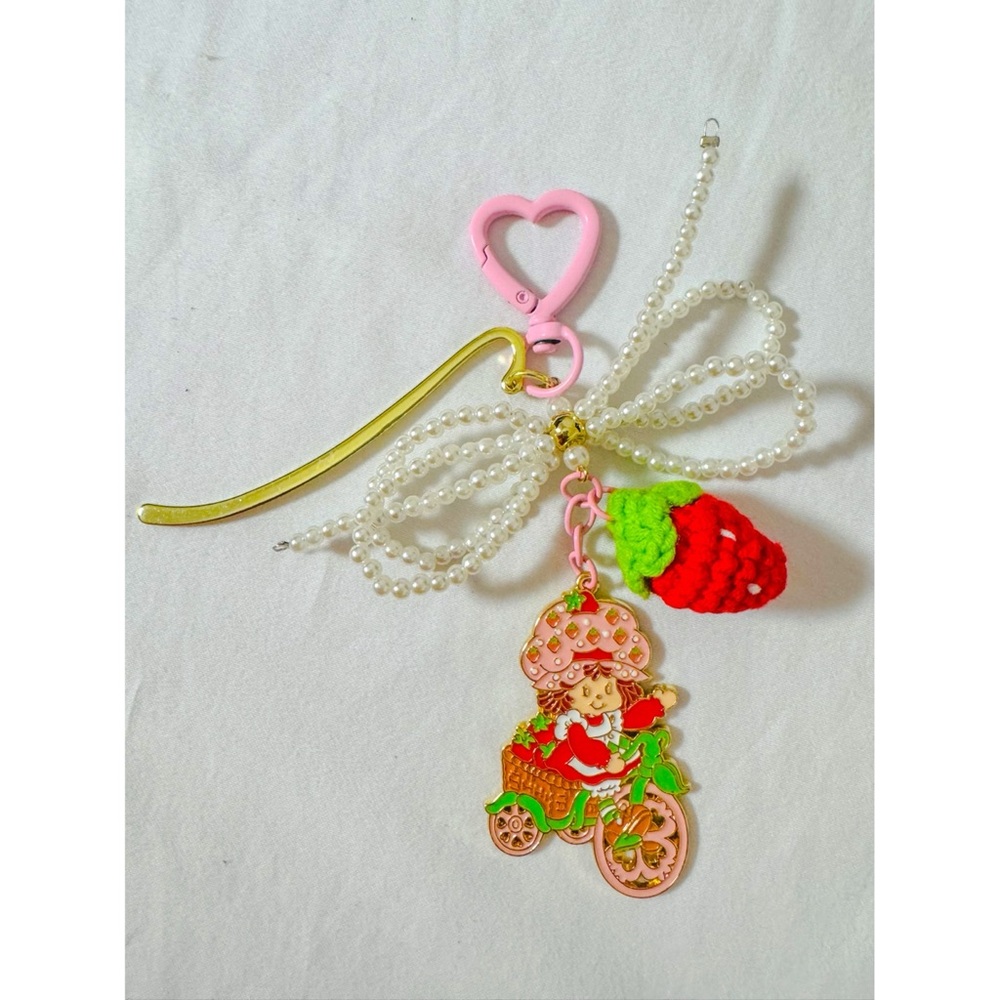 Strawberry Shortcake Keychain Charm Pen Bookmark Set Silver with Refill Ink Pens - Picture 6 of 8